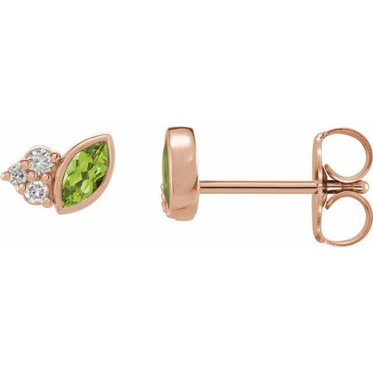 Aretes de oro rosa de 14k con Peridor natural y Diamantes naturales.